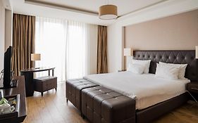 Homaris West Side (Adults Only)